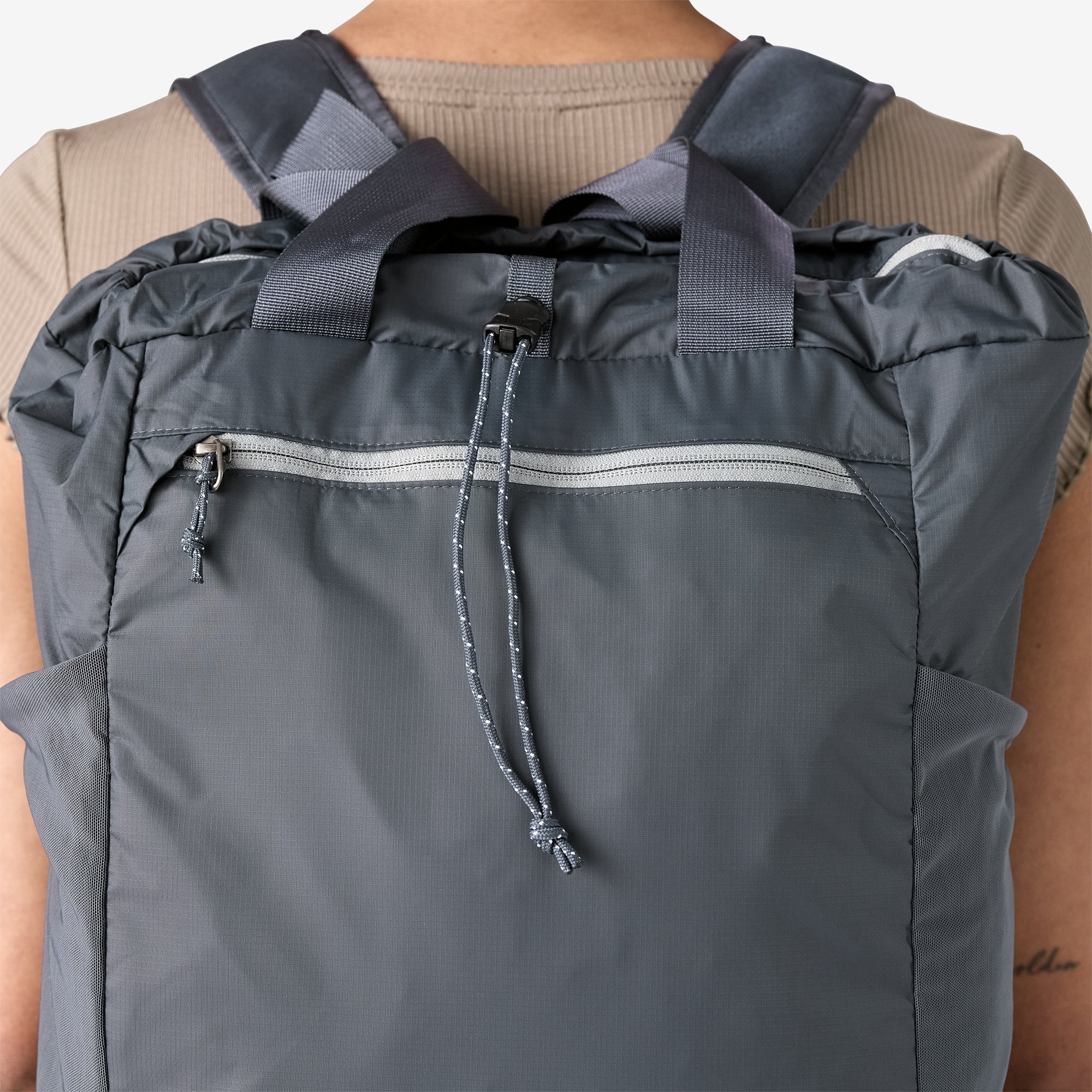 Terravia Tote Pack 24L - Image 7