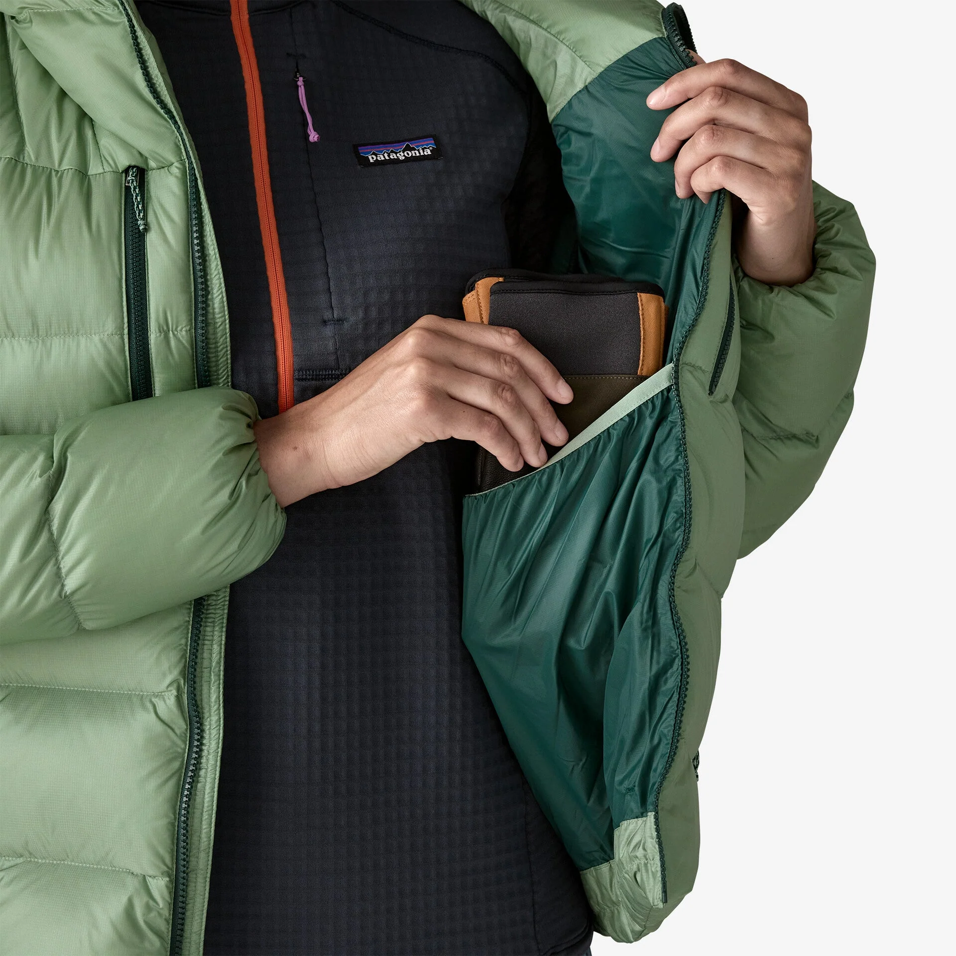 Women's Fitz Roy Down Hoody - Image 7